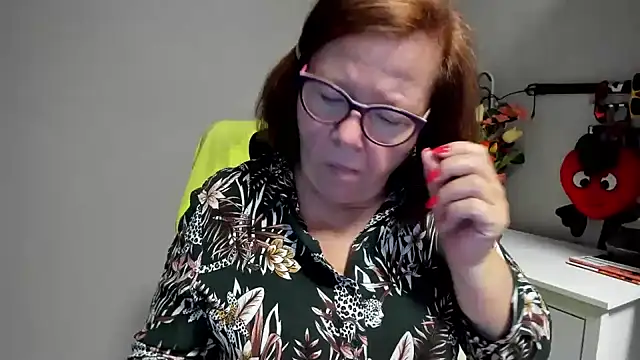 Adelewildx online show from July 21, 2026, 3:42 am