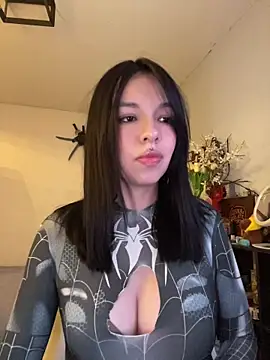 babyakem online show from April 12, 2026, 4:06 am