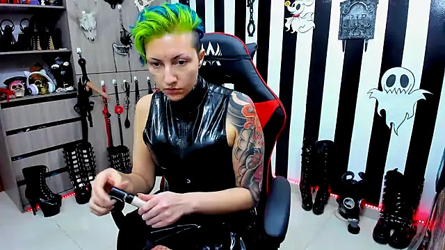 Mistress Yelena online show from December 7, 2024, 8:27 pm