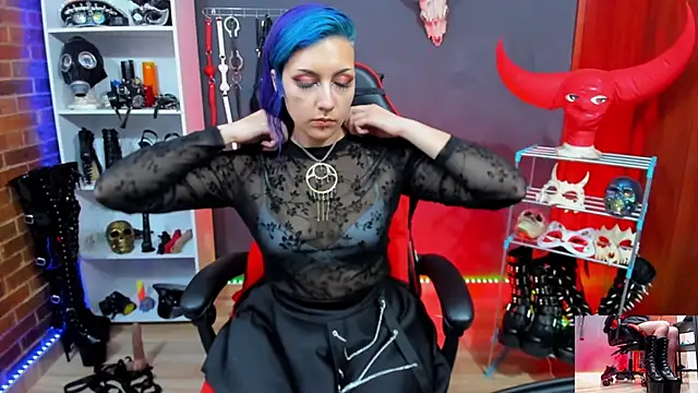 Snapshot of Mistress_Yelena chatting on May 15, 2026, 9:11 pm Mistress Yelena online show from May 15, 2026, 9:11 pm