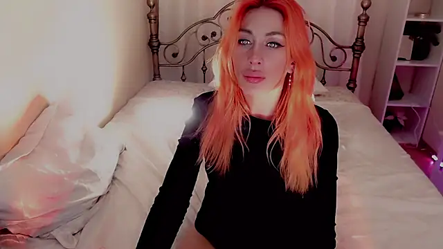 Snapshot of AnnieGOld_ chatting on December 6, 2024, 8:37 am AnnieGOld  online show from December 6, 2024, 8:37 am