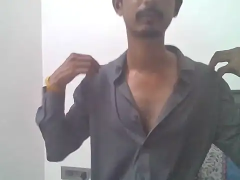 dreamtoungelick69 online show from September 22, 2025, 3:47 pm