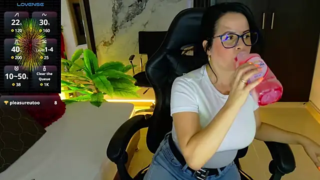 Snapshot of pamelajackson chatting on January 20, 2025, 10:04 pm pamelajackson online show from January 20, 2025, 10:04 pm