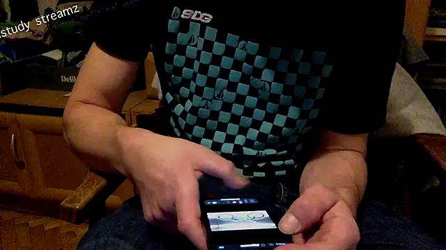 FireFox Feel online show from November 21, 2025, 5:22 pm