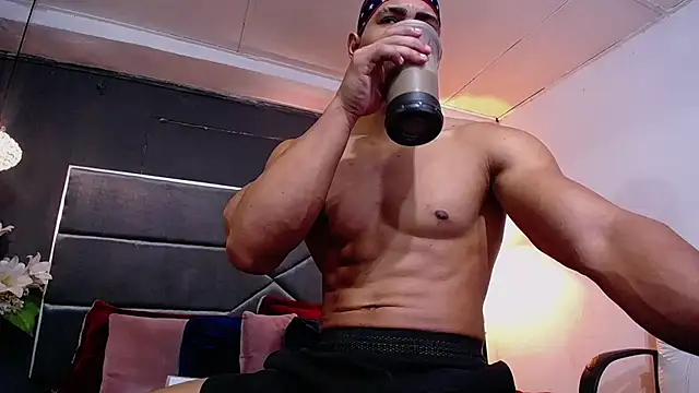 teddyfit19cm online show from October 11, 2025, 2:04 pm