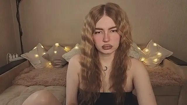 ViolettaLopez online show from February 28, 2026, 1:34 pm