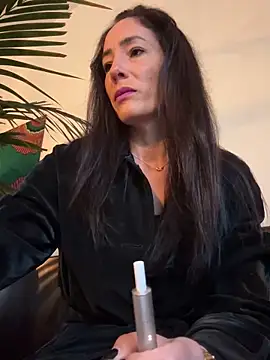 SweeetAlegra online show from February 9, 2025, 5:43 pm