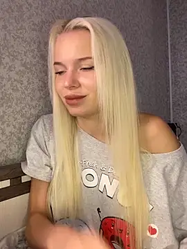 Snapshot of SIMBA_BOS chatting on October 1, 2025, 2:39 am SIMBA BOS online show from October 1, 2025, 2:39 am