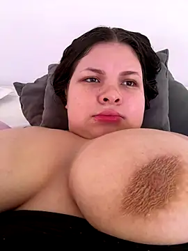 AshlyRouse online show from November 26, 2025, 12:28 pm