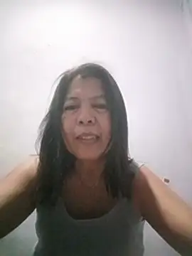 TropicalFlower online show from July 18, 2026, 7:39 pm