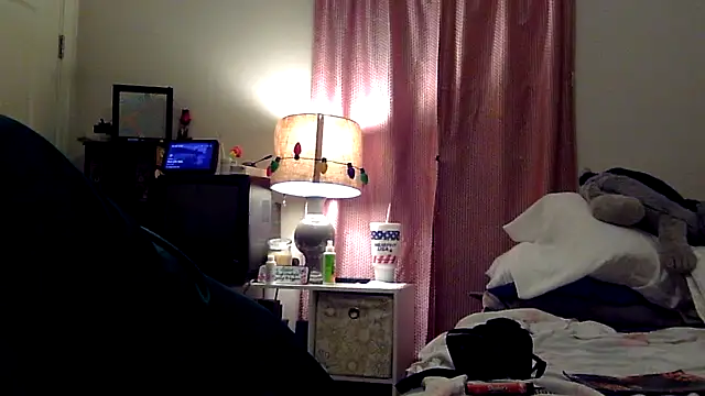 tmmcmannus online show from October 15, 2025, 5:40 am