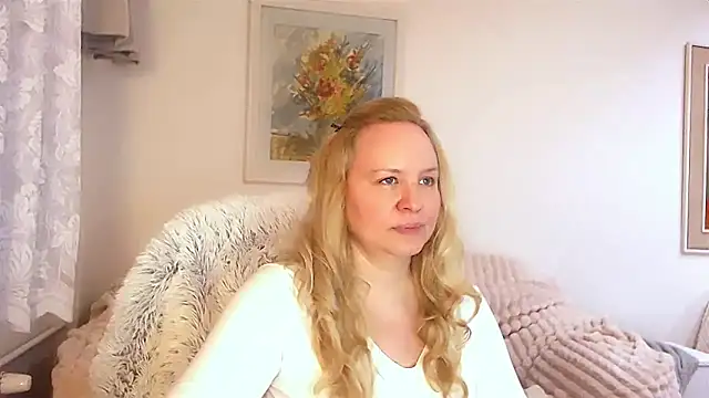 Sarah4you online show from February 23, 2025, 9:37 pm