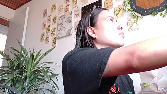 kinky rider online show from March 7, 2026, 8:39 pm