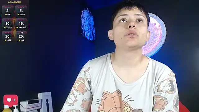 girl intense444 online show from September 10, 2025, 1:00 pm