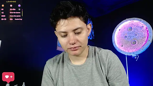 girl intense444 online show from March 21, 2026, 1:16 pm