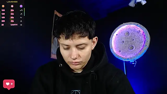 girl intense444 online show from March 30, 2026, 12:50 pm