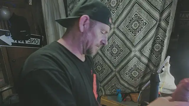 sex4fun 21 online show from November 1, 2025, 12:18 pm