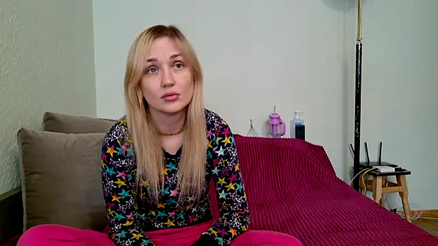 ModelEva online show from January 16, 2026, 10:41 am