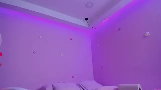 bella adams  online show from January 22, 2025, 12:59 am