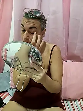 Snapshot of Katy_Randy chatting on February 27, 2025, 8:42 pm Katy Randy online show from February 27, 2025, 8:42 pm