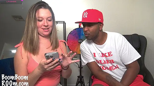 Snapshot of boomboomr00m chatting on January 26, 2025, 12:16 am boomboomr00m online show from January 26, 2025, 12:16 am