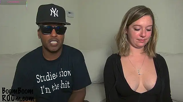 Snapshot of boomboomr00m chatting on March 1, 2025, 3:10 am boomboomr00m online show from March 1, 2025, 3:10 am