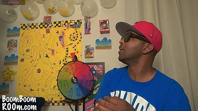 Snapshot of boomboomr00m chatting on March 16, 2025, 2:43 am boomboomr00m online show from March 16, 2025, 2:43 am