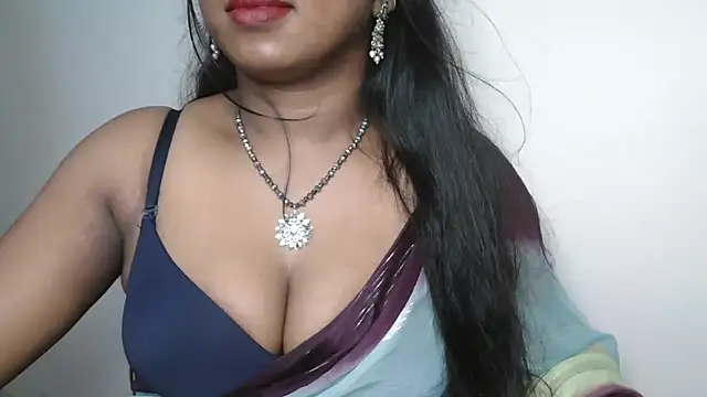 Dhiyapink online show from October 27, 2025, 5:00 am