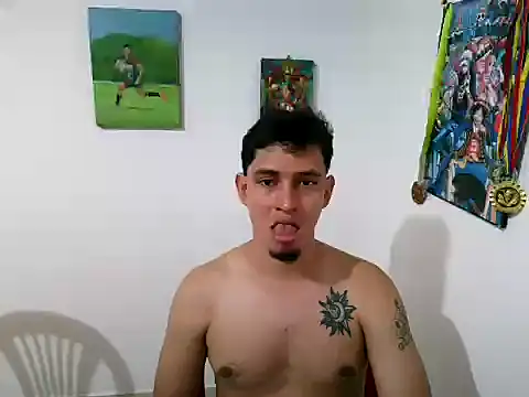 Snapshot of MonkeyDSanti chatting on July 1, 2026, 5:42 am MonkeyDSanti online show from July 1, 2026, 5:42 am
