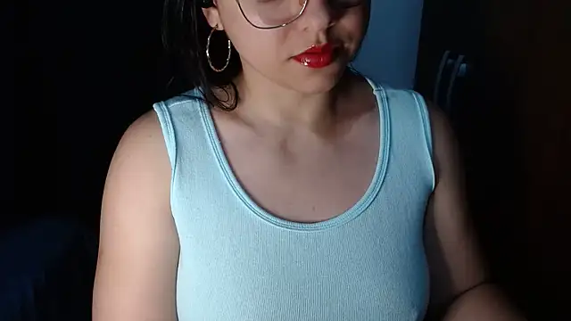 Snapshot of lizbodu chatting on June 8, 2026, 2:23 am lizbodu online show from June 8, 2026, 2:23 am