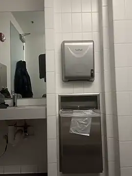 alextang2005 online show from February 12, 2026, 4:35 pm