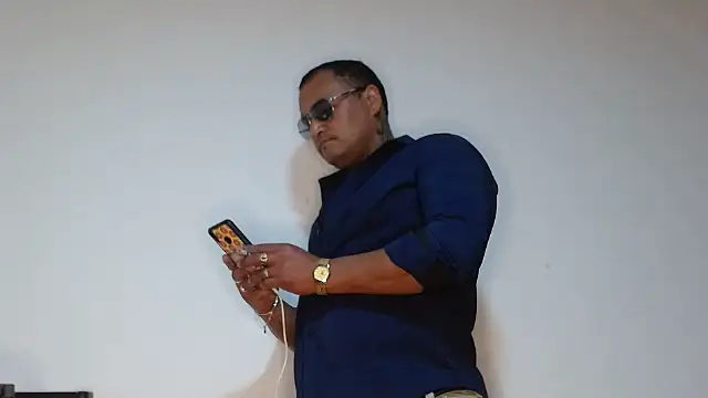 hardrock982 online show from September 30, 2025, 2:33 pm