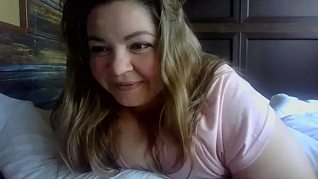 Snapshot of cute__cherry chatting on June 18, 2026, 9:14 am cute cherry online show from June 18, 2026, 9:14 am
