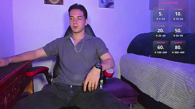 Alex smith00 online show from March 16, 2025, 1:49 am