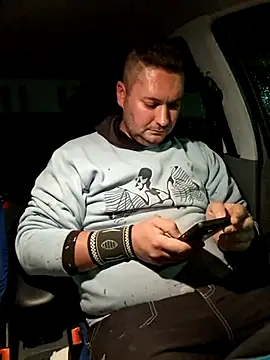 nemes2 online show from November 25, 2025, 3:45 pm