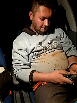 nemes2 online show from December 3, 2025, 3:54 pm