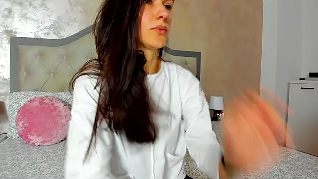 JennaMyers online show from April 16, 2026, 7:14 pm