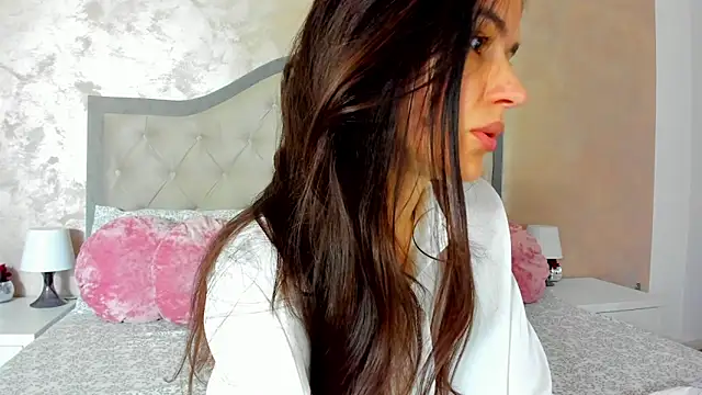 JennaMyers online show from April 17, 2026, 6:44 pm