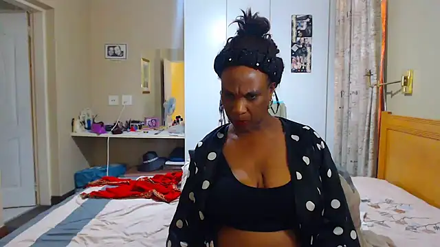 Snapshot of Hotgrannyx chatting on January 28, 2025, 11:28 am Hotgrannyx online show from January 28, 2025, 11:28 am
