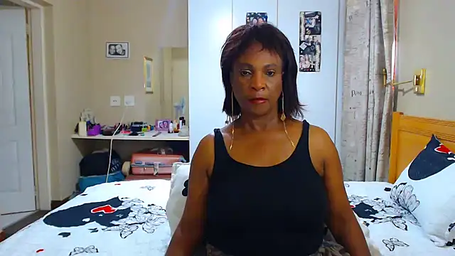 Snapshot of Hotgrannyx chatting on February 13, 2025, 6:09 am Hotgrannyx online show from February 13, 2025, 6:09 am