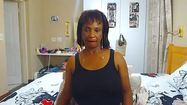 Snapshot of Hotgrannyx chatting on February 25, 2025, 10:04 am Hotgrannyx online show from February 25, 2025, 10:04 am