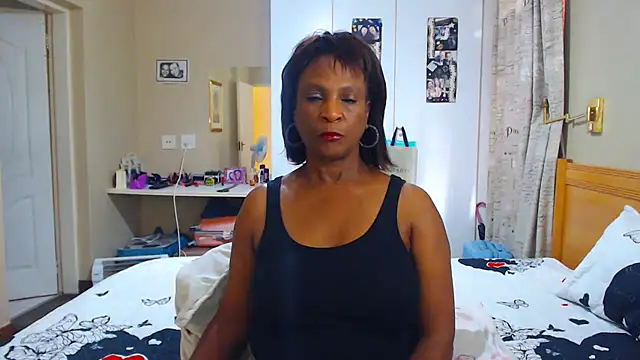 Snapshot of Hotgrannyx chatting on March 9, 2025, 8:29 am Hotgrannyx online show from March 9, 2025, 8:29 am