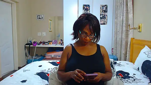 Snapshot of Hotgrannyx chatting on March 12, 2025, 3:40 pm Hotgrannyx online show from March 12, 2025, 3:40 pm