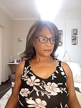 Snapshot of Hotgrannyx chatting on September 24, 2025, 2:04 am Hotgrannyx online show from September 24, 2025, 2:04 am