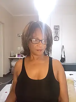 Snapshot of Hotgrannyx chatting on October 12, 2025, 6:23 am Hotgrannyx online show from October 12, 2025, 6:23 am