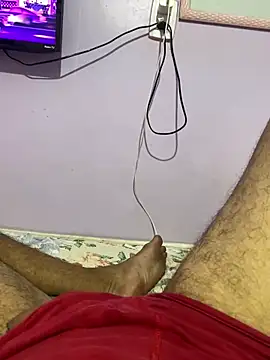 cf27 online show from November 20, 2025, 8:30 pm