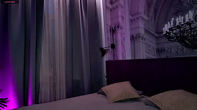 SofiaFoster  online show from January 10, 2025, 1:52 pm