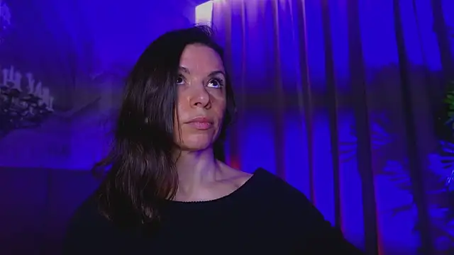 SofiaFoster  online show from March 13, 2025, 1:40 pm