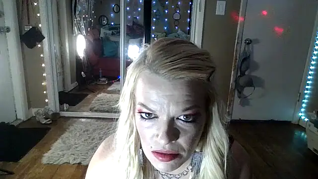 Snapshot of marilyn420 chatting on March 17, 2026, 5:55 am marilyn420 online show from March 17, 2026, 5:55 am