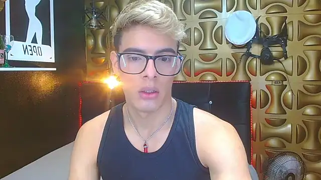 angel sexyevil online show from February 3, 2025, 12:25 pm